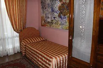 Bed and breakfast Residenza Cantagalli 2*
